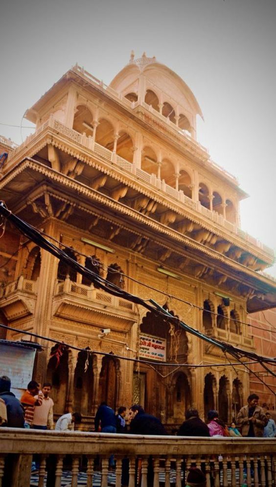 बांके बिहारी मंदिर वृन्दावन Bankey bihari mandir vrindavan